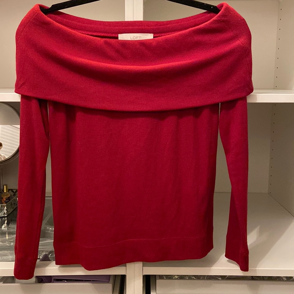 Deep red off the shoulder long sleeve knit